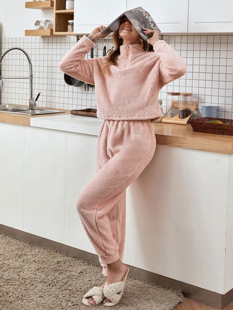 Night Suit For Winter, Winter Night Suit, Casual Home Outfits, Night Suit For Women, Winter Sleepwear, Sleepwear For Women, Night Gowns, Sleepwear Fashion, Loungewear Outfits