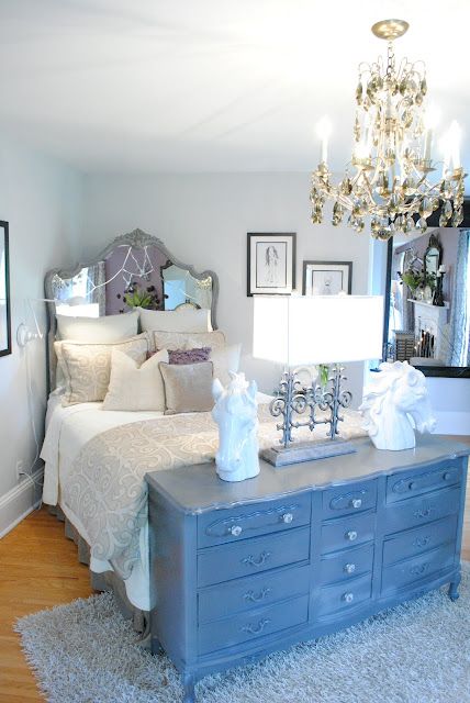 I like the Idea of putting the a dresser @ the end of the bed - hmmm wonder how this would work/look.  Note to self - instead of a cedar chest at the foot of the bed, how about a bookshelf on it's side or a low one with baskets for my workout clothes, socks, etc that I don't have room for in the bedroom? Foot Of Bed, Decoration Inspiration, Farmhouse Bedroom, Beautiful Bedrooms, Bed Room, My New Room, Apartment Living, Home Fashion, Guest Bedroom