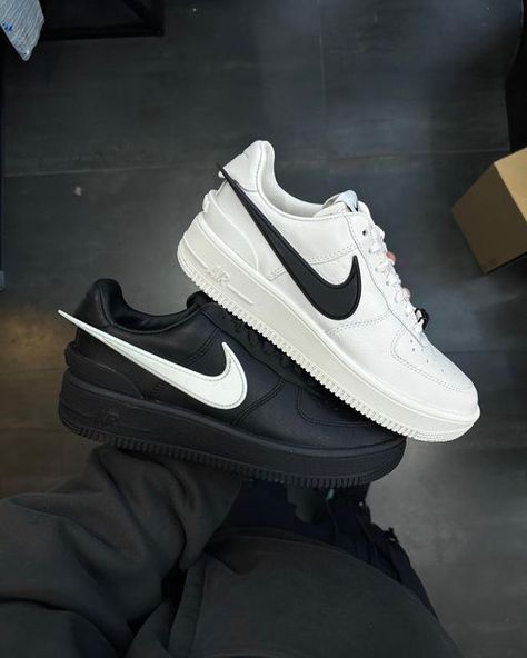 Ambush Air Force, Nike Ambush, Nike X Ambush, Digital Wardrobe, Joker Wallpapers, All Nike Shoes, Black Photo, Air Force One, Nike Air Force 1 Low