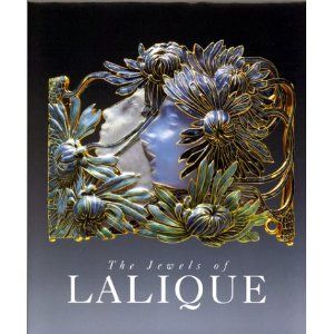 Can only imagine how beautiful this one would be Lalique Jewelry, Bijoux Art Nouveau, Dallas Museum Of Art, Rene Lalique, Art Nouveau Jewelry, Royal Jewelry, Swans, Exquisite Jewelry, Lalique