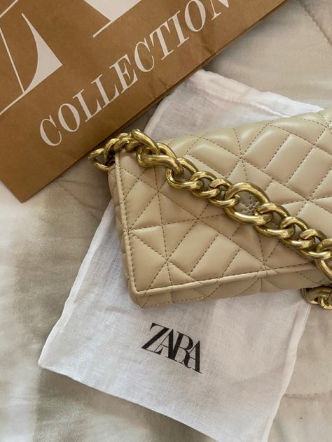 Zara Bag Aesthetic, Cheap Trendy Zara Bags, Zara Woman, Cream Bag, Zara Sling Bag, Zara Women Outfits, Zara Bags For Daily Use, Zara Bags Handbags, White Zara Bag For Shopping