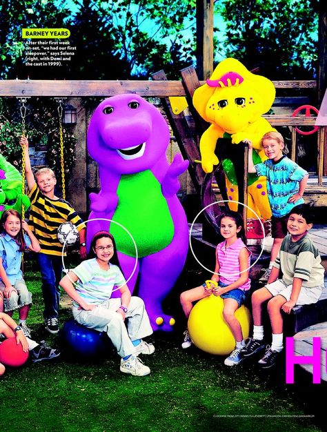 mind=BLOWN! Demi Lovato and Selena Gomez were actors on barney. Selena Gomez Barney, Selena Gomez Facts, Daniel Kaluuya, Third Culture Kid, Purple Dinosaur, Circus Characters, Famous Kids, Barney & Friends, English Memes