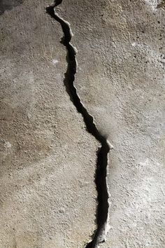 Fix Cracked Concrete, Repair Concrete Driveway, Making Concrete Countertops, Concrete Refinishing, Repair Cracked Concrete, Concrete Repair Products, Driveway Repair, Concrete Repair, Concrete Resurfacing