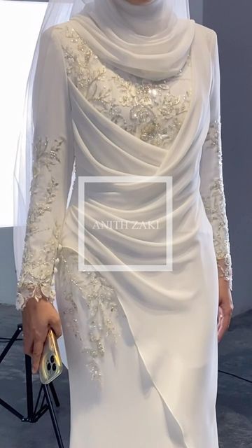 Baju Kurung Nikah Lace, White Lace Gown Styles For Women, Modern Baju Kurung Design, Dressing Table Ideas, Dress To Impress Outfits, Baju Kahwin, Nikah Outfit, Projek Menjahit, Black Women Dress