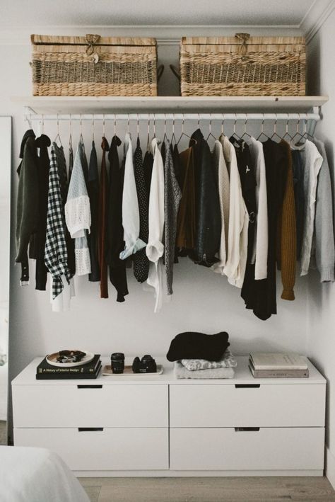 how to build an open concept closet, diy open closet, clothing storage for small space, alicia fashionista Bar Closet, Small Space Storage Bedroom, Bedroom Storage For Small Rooms, Små Rum Lidt Plads, Diy Cupboards, Closet Diy, Organized Closet, Diy Home Accessories, Desain Furnitur Modern