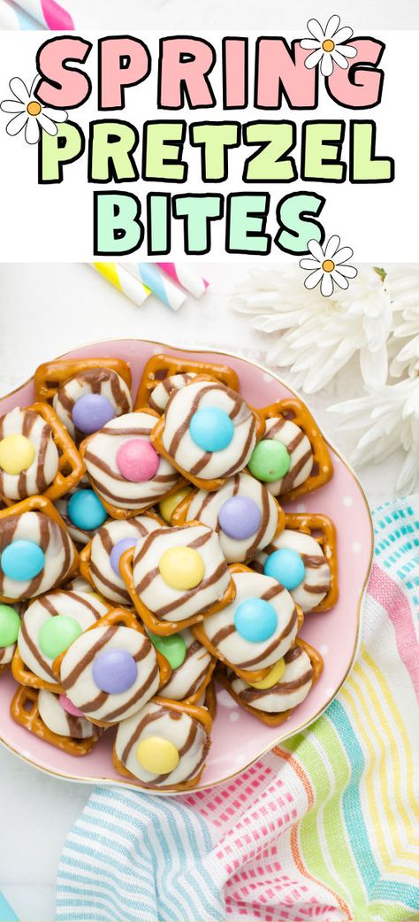 Pretzel bites for the springtime or Easter Flower Treats, Flower Pretzel Bites, Pretzel Chocolate Bites, Easter Pretzel, Pretzel Snacks, Pretzel Treats, Blossom Cookies, Best Party Food, Chocolate Pretzels