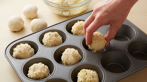 If you’re a fan of Italian meatball subs, you’re going to love this genius recipe. Our flaky biscuit dough is stuffed with meatballs and cheese, topped with crunchy Italian bread crumbs and baked in a (mess-free) muffin tin for a fun, kid-friendly biscuit bomb that’s exploding with flavor. Have one and call it an app, or grab a few and make it a meal. But whatever you do, don’t forget the extra marinara sauce for dunking. Italian Meatball Subs, Rhodes Bread Dough, Meatballs And Cheese, Frozen Italian Meatballs, Cheesy Meatballs, Pillsbury Biscuits, Cheesy Biscuit, Italian Meatball, Tin Recipes