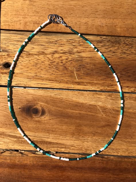 A beautiful hand made seed bead choker, 15 inches long. Western Seed Bead Necklace Patterns, Country Beaded Necklace, Western Seed Bead Bracelets, Western Chokers Beaded, Seed Bead Necklace Patterns, Western Choker Necklace, Seed Bead Lanyard, Western Beaded Necklace, Country Girl Jewelry