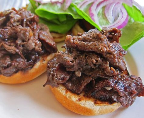 My childhood fave...Ono Kine Original Teri Sliders Teri Beef Hawaiian Recipe, Teri Burger Recipe, Ono Kine Recipes Hawaii Comfort Foods, Onigiri Recipes, Hawaii Foods, Hawaiian Sandwiches, Ono Kine Recipes, Food Comfort, Beef Teriyaki