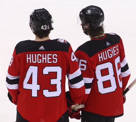 Team Canada Hockey, Hughes Brothers, Fantasy Hockey, Hockey Girlfriend, The Jersey Devil, Jack Hughes, Hot Hockey Players, Hockey Humor, Attention Seeking