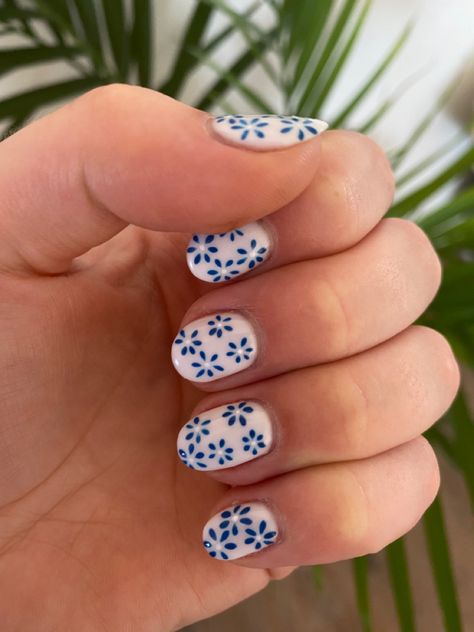 European Summer Nails Short, Coastal Floral Nails, Coastal Nails Short, Portuguese Inspired Nails, Summer In Italy Nails, Costal Granddaughter Nail, Costal Granddaughter Nail Ideas, Italy Nails Short, Different Pattern Nails