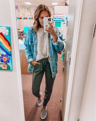 Jean Jacket Outfits Teacher, Teacher Causal Outfits, Casual Field Trip Outfit, Comfy Casual Teacher Outfits Winter, Dress Down Teacher Outfit, Day Care Worker Outfit, Pe Teacher Outfits Female Casual, Teacher Shacket Outfit, Teacher Jeans Day Outfit Winter