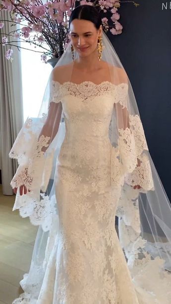 Sareh Nouri Wedding Dress, Slim Wedding Dresses, Sareh Nouri Bridal, Vintage Rustic Wedding, Rustic Wedding Dress, Fairytale Bridal, Elegant Bridal Gown, Wedding Dress Ideas, Floral Wedding Dress