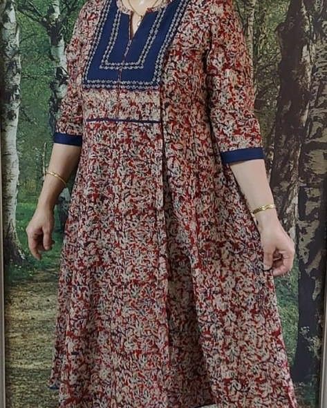 A Shape Kurti Designs Latest, Kalamkari Kurti Designs Latest Cotton, Square Shape Blouse Design, Kalamkari Kurta Designs Latest, A Shape Kurti Designs, Kalidar Kurta Pattern, Kalamkari Kurti Designs, Kalamkari Dresses Design, Kalamkari Kurta Designs