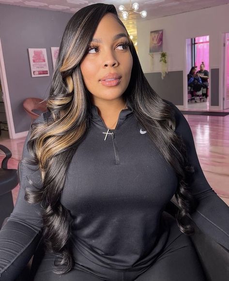 Side Part Sew In With Highlights, Side Part Sew In, Glam Hairstyles, Amazon Hair, Black Wigs, Short Ombre Hair, Wavy Wigs, Quick Weave Hairstyles, Dyed Hair Inspiration