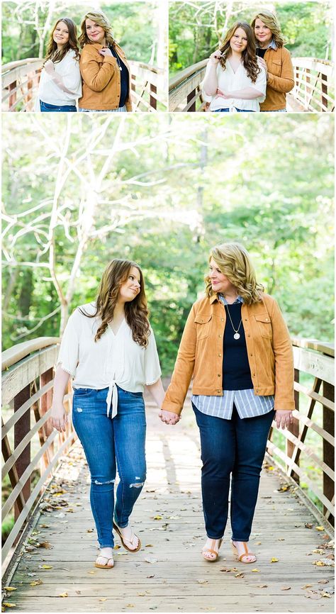 Grandma Mother And Daughter Photos, Mother Daughter Pics Ideas, Mom And Senior Daughter Photo Ideas, Mother Daughter Senior Picture Ideas, Mom Poses Photography, Grown Mother Daughter Photography, Mother Daughter And Granddaughter Photos, Mother Daughter Granddaughter Pictures, Senior Pictures With Mom And Daughter