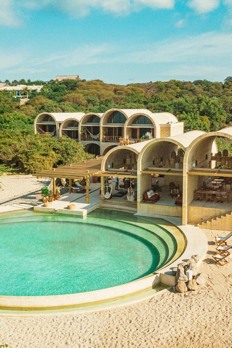 Alberto Kalach's Casona Sforza is a sustainability-led hotel | Wallpaper* Architecture Cool, Brick Arch, Mexico Hotels, Puerto Escondido, Vernacular Architecture, Hotel Architecture, Hotel Boutique, Unique Architecture, Hotel Design