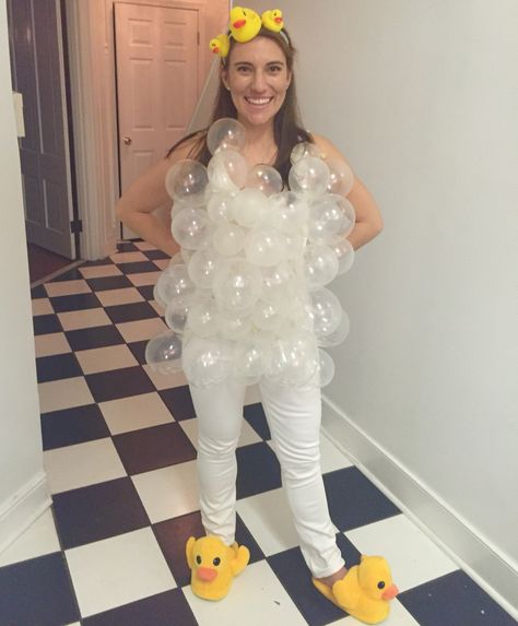 DIY cheap Halloween costume | bubble bath #diy Bubble Bath Diy, Cheap Halloween Outfits, Cheap Halloween Costumes Diy, Affordable Halloween Costumes, Bubble Costume, Diy Bubble Bath, Bath Diy, Cheap Halloween Costumes, Diy Costumes Women