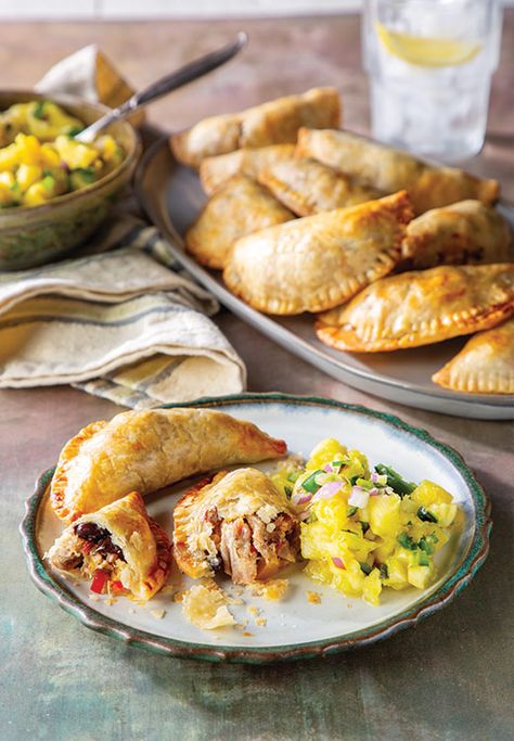 Pulled Pork Empanadas - Taste of the South Pulled Pork Empanadas Recipe, Carnitas Empanadas, Pork Empanadas Recipe, Pulled Pork Empanadas, Cuban Pulled Pork, Empanadas Recipes, Pulled Pork Meat, Chipotle Pulled Pork, Pork Empanadas