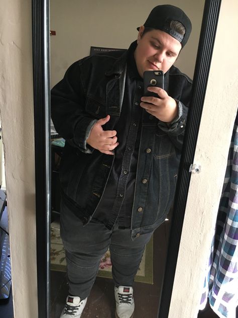 Big Fat Guy, Chubby Emo Boy, Mid Guys, Fat Black Guy, Fat Boys Fashion Men, Big Boy Fashion Men, Chubby Boy Outfits, Chubby Boy Aesthetic, Fat Man Fashion