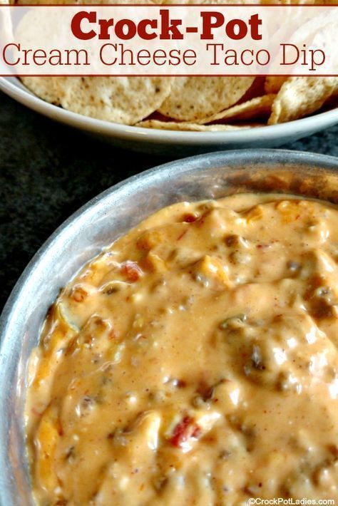 Party Snacks For Adults Appetizers, Creamy Taco Dip, Cream Cheese Taco Dip, Cooking With Friends, Keto Tuna, Cheese Taco, Nacho Dip, Taco Dip Recipe, Crock Pot Dips