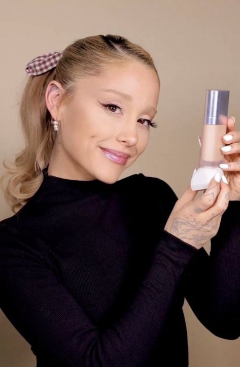 Ariana Grande 2023, Ariana Grande Blonde, Ariana Grande Blonde Hair, Blonde Hair 2023, Ariana Grande Today, Beauty Tiktok, Frankie Grande, Lgbt Equality, Ariana Grande Style