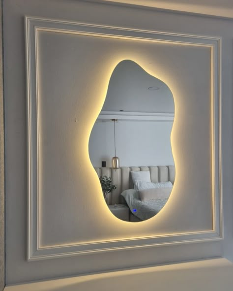 ¡Dale vida a tus paredes con nuestros espejos decorativos de formas irregulares! Modernos, elegantes y únicos, perfectos para cualquier ambiente. ¡Redecora con estilo hoy mismo! ✨Pregunta por nuestro catálogo . . #mirrors #espejos #espejosaesthetic #aesthetic #soniarojasinteriorismo Espejos Aesthetic, Door Glass Design, Door Glass, Glass Design, Glass Door, Ideas Para, Room Ideas, New Homes, Boutique