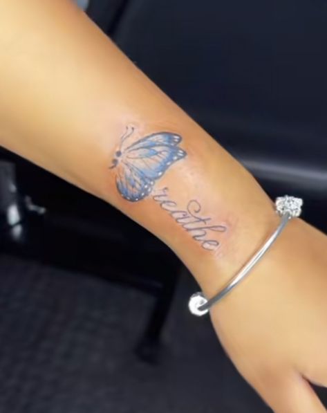 Als Tattoo Ideas Inspiration, Small Tattoos Ideas For Black Women, Worded Tattoos For Women, Small Tattoos For Women Black, Mother And Daughter Tattoos Black Women, Baddie Tattoo Ideas Female Small Arm, Girl Wrist Tattoos, Barbie Wrist Tattoo, Small Tattoos On Black Women