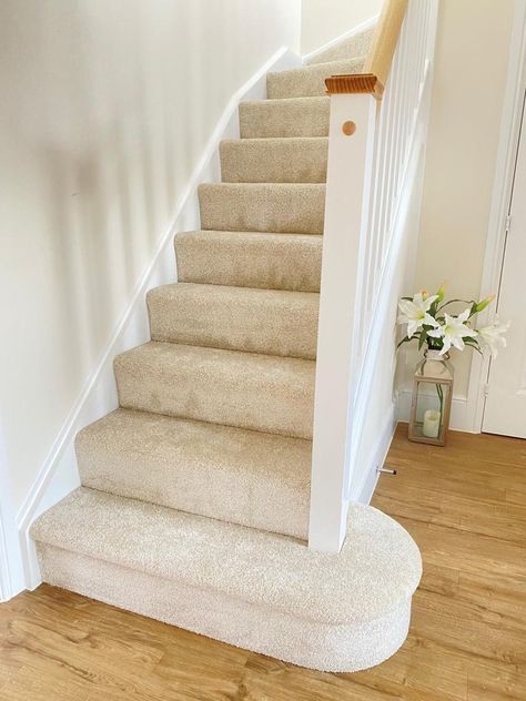 Beige Carpet Stairs And Landing, Neutral Carpet Stairs, Cream Carpet Stairs, Beige Carpet Stairs, Fully Carpeted Stairs, Full Carpet Stairs, Stairway Carpet Ideas, Stairs Carpet Ideas, Carpeting Ideas