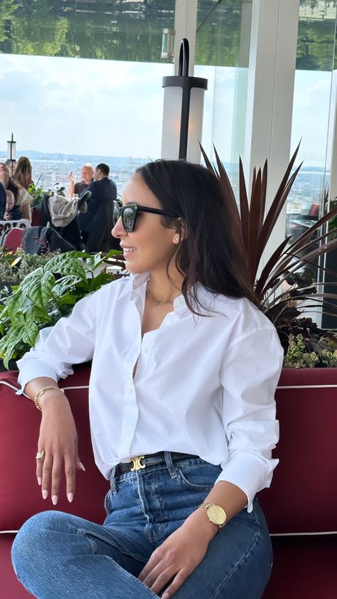 White Belt Outfit Ideas, White Blouse And Jeans Outfit Classy, Celine Shirt Outfit, Celine Belt Outfit Women, Celine Tshirt Outfit, Celine Triomphe Belt Outfit, Kelly Belt Outfit, Celine Belt Outfit, White Belt Outfit