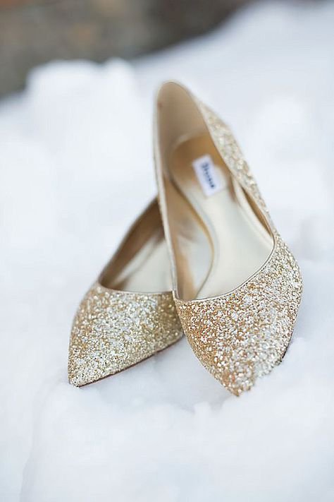 18 Wedding Flats For Comfortable Wedding Party ❤ Flats for brides is a wonderful and the most comfy alternative to the high-heeled shoe. There is some of a cute wedding flats variant. See more: http://www.weddingforward.com/wedding-flats/ #weddings #shoes Winter Wedding Shoes, Summer Wedding Shoes, Gold Wedding Shoes, Winter Gold, Fun Wedding Shoes, Wedding Shoes Comfortable, Wedding Shoes Flats, Wedding Flats, Sopot