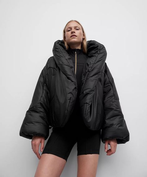 Discover great products at the best prices at Dealmoon. lululemon Hooded Insulated Wrap | Women's Coats & Jackets | lululemon. Price:$248.00 at lululemon Big Puffy Jacket, Cold Jacket, Street Jacket, Lululemon Jacket, Wrap Jacket, Black Puffer, Running Jacket, Lululemon Women, Pullover Jacket