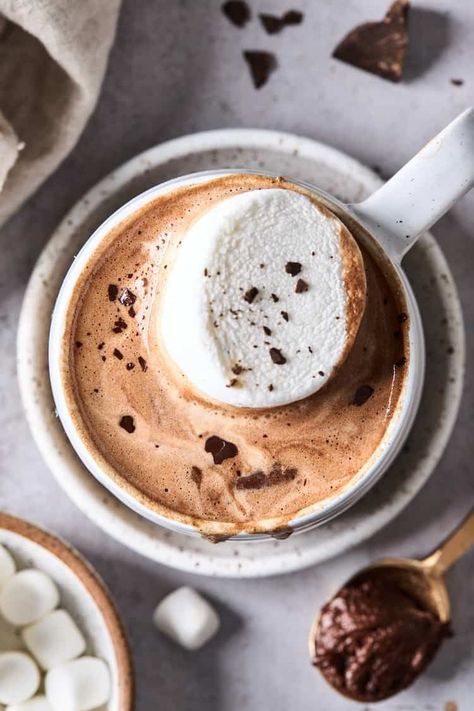 French Hot Chocolate, Grandbaby Cakes, Hot Cocoa Recipe, Chocolate Martini, Cup Of Hot Chocolate, Cocoa Recipes, Unsweetened Chocolate, Winter Drinks, Hot Chocolate Recipes