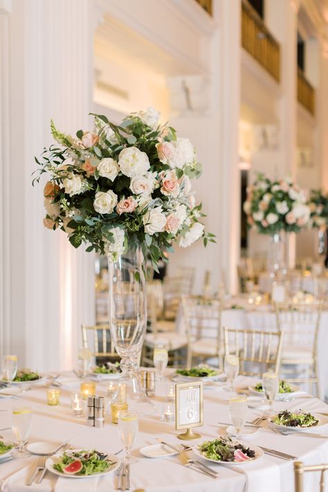 Wedding Country Club, Floral Centerpieces Wedding, Cheap Wedding Table Centerpieces, Wedding Ballroom, Elegant Backyard Wedding, Positano Wedding, Tall Wedding Centerpieces, Modern Inspiration, Wedding Country