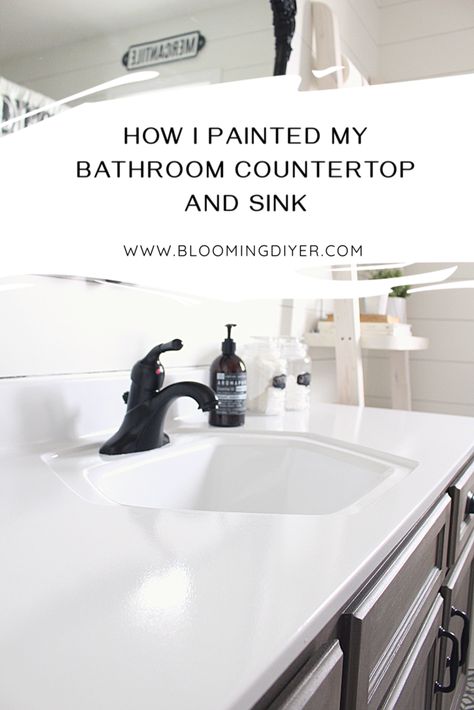 Bathroom Counter Paint, Painting Bathroom Sinks, Painted Countertops Diy, Painting Bathroom Countertops, Bathroom Countertops Diy, Diy Bathroom Vanity Makeover, Ugly Bathroom, Vogue Decor, Counter Top Sink Bathroom