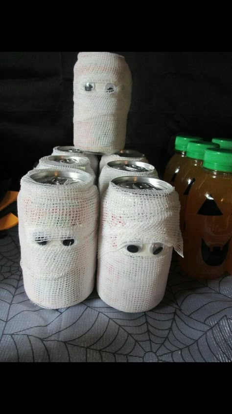 Halloween House Party Decorations, Plat Halloween, Veselý Halloween, Halloween Mats, Uhyggelig Halloween, Halloween Fest, Fun Halloween Food, Halloween House Party, Spooky Halloween Party