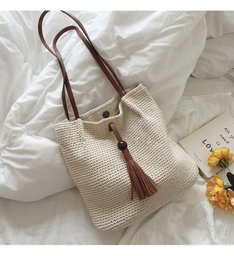 Small crochet projects small crochet bag aesthetic #small rochetbagaesthetic #crochet #crochetbag #crochetbags 2.872 Crochet Bag Pattern Free, Crochet Handbags Patterns, Crochet Bags Purses, Woman Weaving, Crochet Bag Pattern, Shopping Tote Bag, Work Bags, Crochet Handbags, Types Of Bag