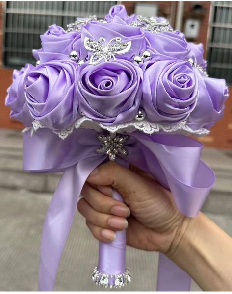 Purple Theme Wedding Decorations, Purple Quince Bouquet, Mini Bridal Bouquet, Rapunzel Wedding Theme, Quince Bouquet, Purple Quinceanera Theme, Wedding Flowers Purple, Dream Quinceanera, Lavender Quinceanera