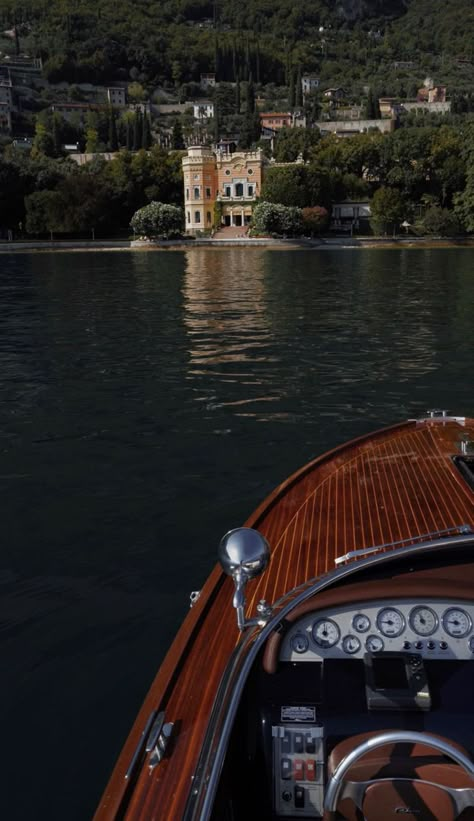 Old Money Boat, Italy Vibes, Drømme Liv, Buku Skrap, Italy Aesthetic, Gambar Figur, Luxury Lifestyle Dreams, Money Aesthetic, Future Lifestyle