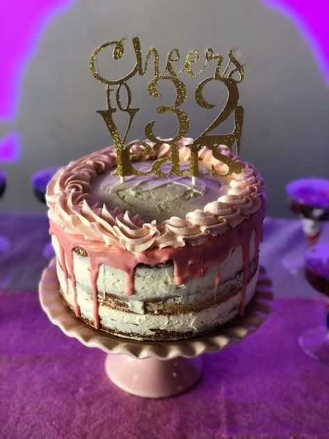 32nd Birthday Cake, 32 Birthday Cake, 32nd Wedding Anniversary, Cake Favors, 32nd Birthday, Birthday Cake For Husband, Cake Show, 32 Birthday, Birthday Cake With Flowers