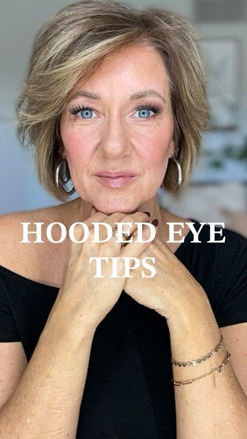 Eyeshadow Guide For Hooded Eyes, Eye Shadow Application Guide, Eyeshadow Application For Hooded Eyes, Photogenic Poses, Eyeshadow Guide, Eyeshadow For Hooded Eyes, Little Drummer Boy, Eyeshadow Colors, Makeup Tips For Older Women