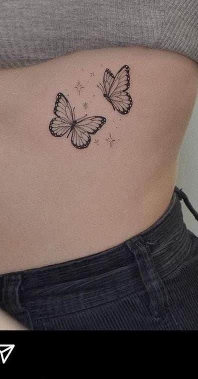 Butterfly Tattoos On Arm, Rib Tattoos For Women, Floral Thigh Tattoos, Small Butterfly Tattoo, Small Forearm Tattoos, Butterfly Tattoos For Women, Small Pretty Tattoos, Rosen Tattoo, Tatuaje A Color