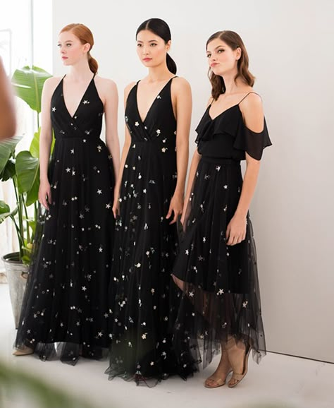 "City of Stars" from Jenny Yoo at #NYBFW. Coming soon to Bella Bridesmaids! https://bellabridesmaids.com/locations/  #jennyyoo #stardress Black Star Bridesmaid Dress, Star Bridesmaid Dress, Celestial Bridesmaid Dresses, Black Bridesmaids Dresses, Starry Wedding, Wedding Reception Themes, Starry Night Wedding, Tulle Bridesmaid, Bridesmaid Inspiration