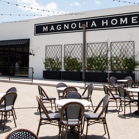 Magnolia Homes Exterior, Silos Magnolia, Magnolia Home Rugs, Magnolia Silos, Magnolia Press, Magnolia Farms, Magnolia Market, White Brick, Magnolia Homes