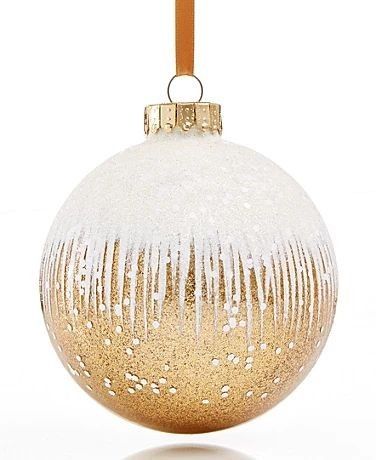 Xmas Pics, Ornament Wreaths, Gold And White Christmas, Christmas Princess, Ornament Party, Gold Ombre, Background Christmas, Jolly Holiday, Ornament Ideas