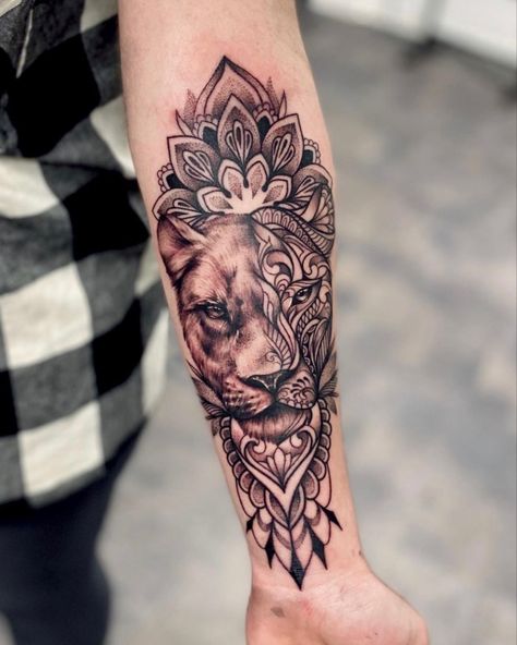 Lioness tattoo half realistic half mandala / dotwork / ornamental #woxtattoo #dotwotktattoo #mandalatattoo #lioness #tattooideas #tattooideasformen Madrid tattoo Animal Mandala Tattoo, Mandala Lion Tattoo, Mandala Tattoo Sleeve Women, Lioness Tattoo Design, Zebra Tattoos, Mandela Tattoo, Mother Tattoos For Children, Half Mandala, Madrid Tattoo