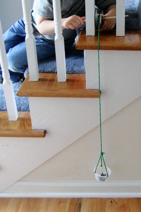 Pulley System for Kids (Simple Machine Science) • Kids Activities Blog Pulley System For Stairs, Pulley Science Project, Pulley System For Kids, Diy Pulley System, Pulley Ideas, Easy Stem, Science Kids, Simple Machine, Pulley System