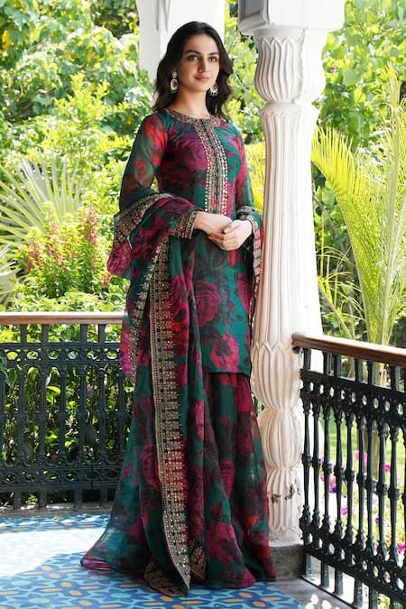 Floral Pakistani Dress, Floral Gharara, Printed Sharara Suit, Floral Sharara, Desi Ootd, Astha Narang, Printed Sharara, Bangle Ceremony, Sharara Designs