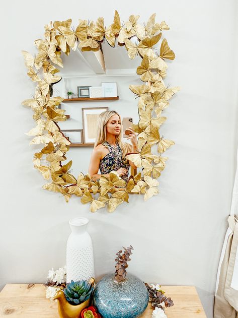 Gold Butterfly Mirror — From Scratch with Maria Provenzano Butterfly Mirror Diy, Diy Butterfly Mirror, Fairy Room, Butterfly Mirror, Diy Gold, Diy Butterfly, Largest Butterfly, Gold Diy, Design Master