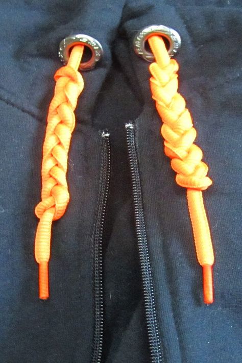 Single Strand Braid, How To Tie Shirt Strings, Braid Sweater String, Braiding Hoodie String, Braided Hoodie Strings, Sweater String Tieing, How To Braid Sweatshirt Ties, Tiring Hoodie Strings, How To Shorten Hoodie Strings